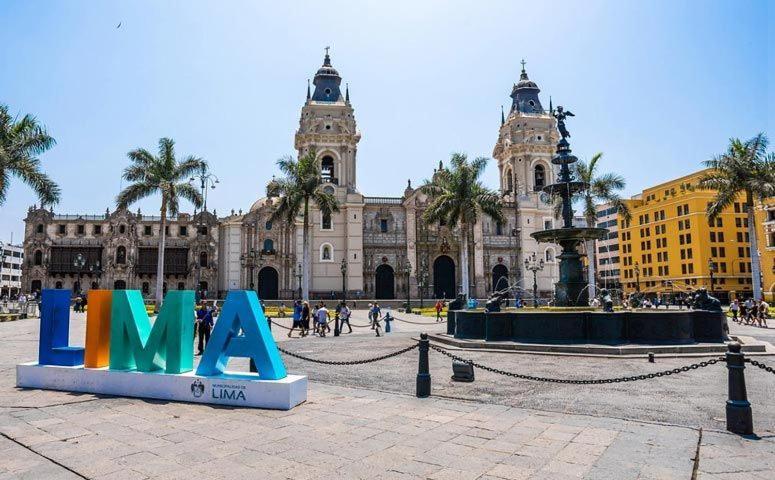 In The Heart Of Apartamento Lima